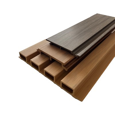 Asa seinapaneel muudab oma õuekaunistused