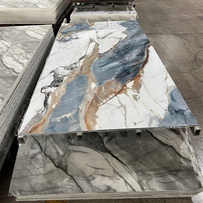 Valge läikiv PVC seinapaneel